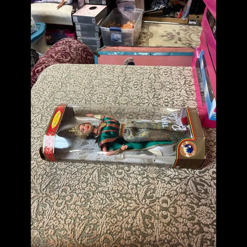 1997‎ Thai Barbie